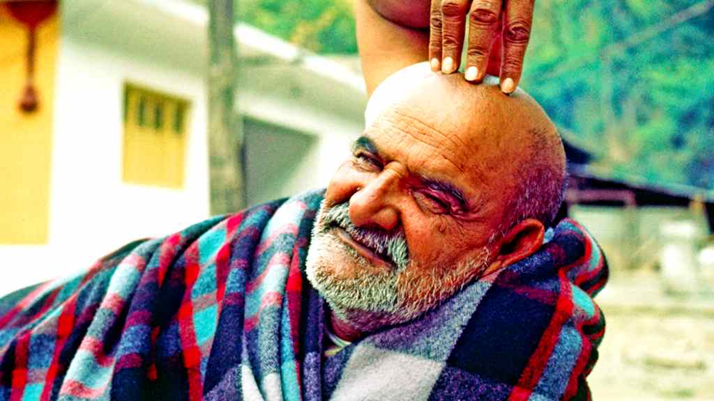 Neem Karoli Baba Biography in Hindi