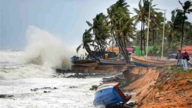 cyclone toofan barish weather