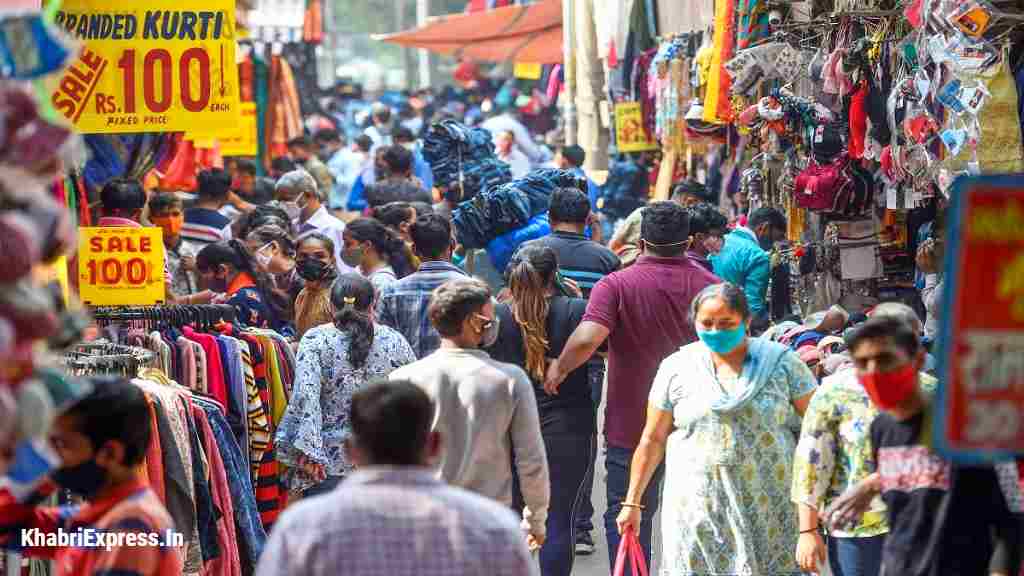 delhi market shop dukan bheed